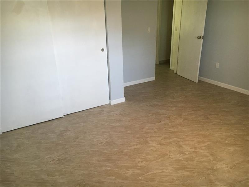 F10371682 Property Photo 6
