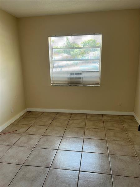 F10371715 Property Photo 6