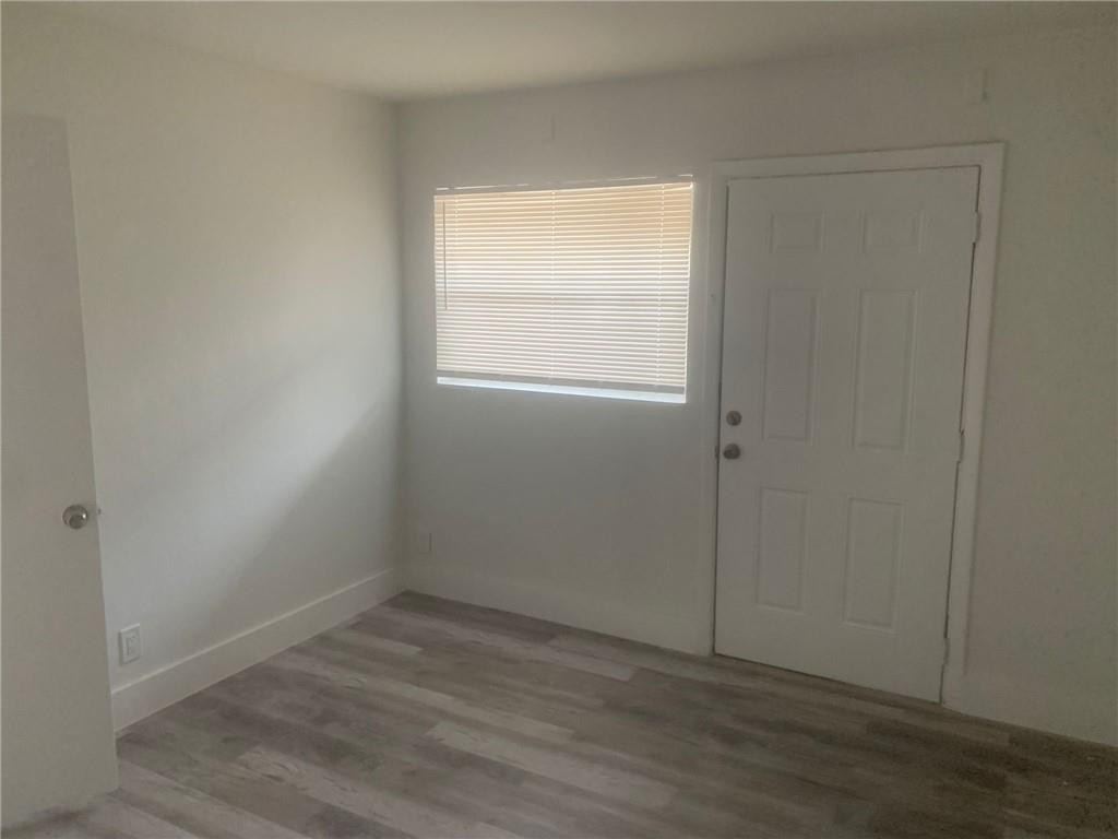 F10381601 Property Photo 2