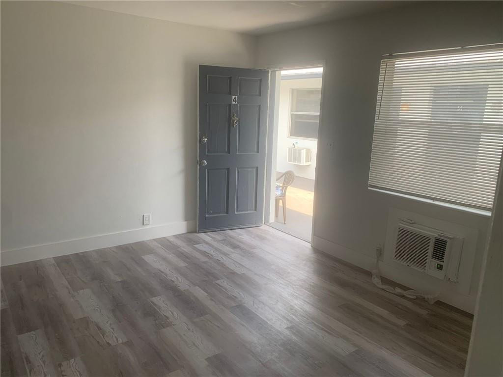 F10381601 Property Photo 3