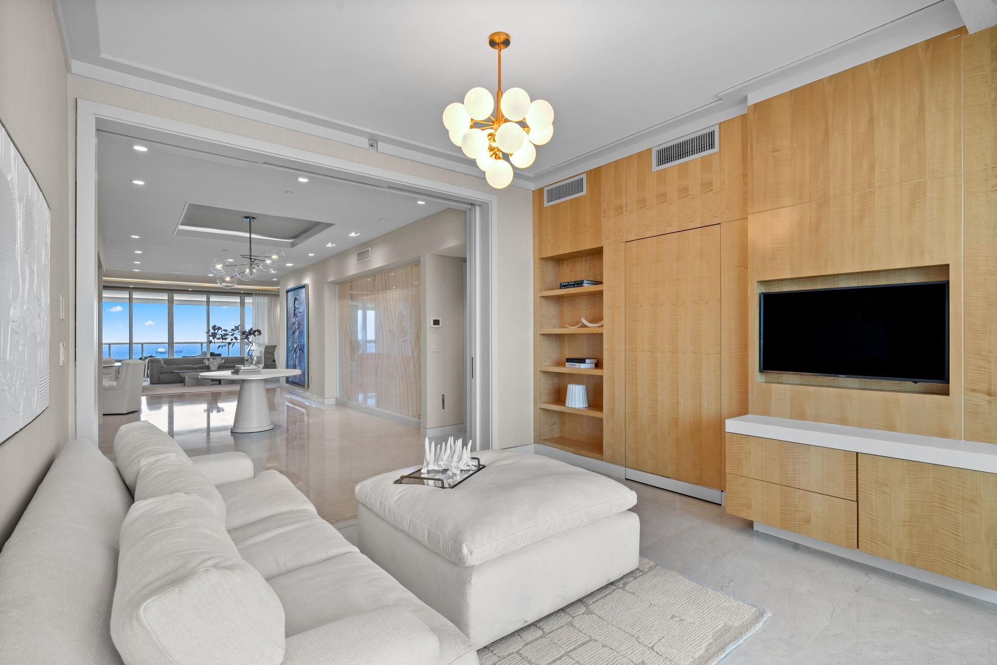 101 S Fort Lauderdale Beach Blvd 2703 Property Photo 12