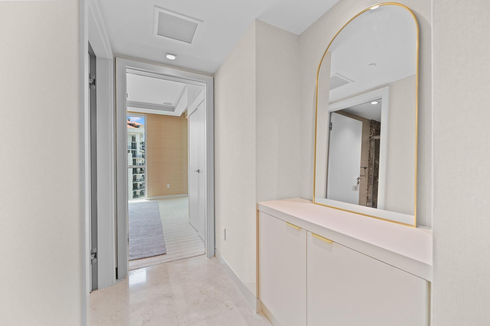 101 S Fort Lauderdale Beach Blvd 2703 Property Photo 44