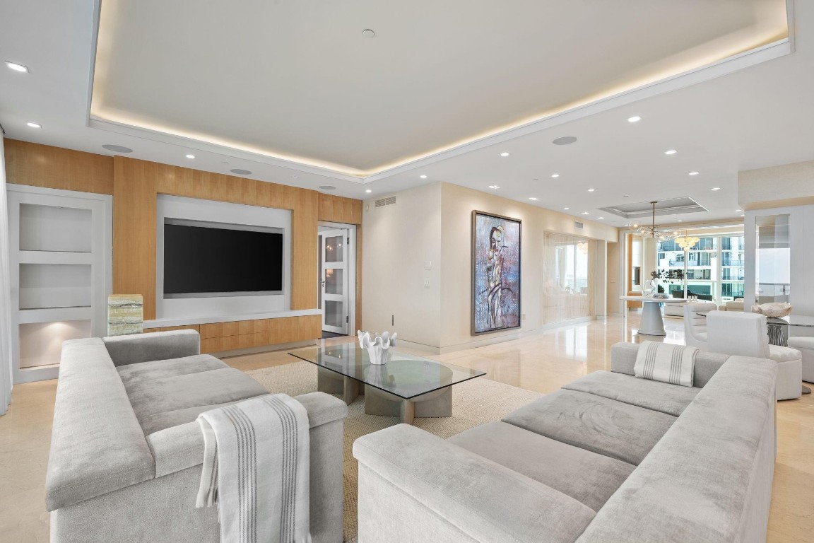 101 S Fort Lauderdale Beach Boulevard 2703 Property Photo 10