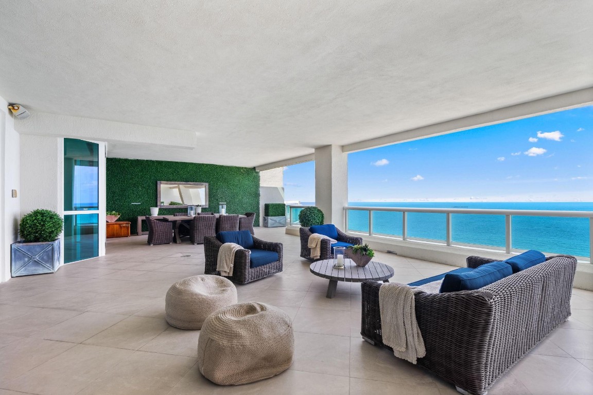 101 S Fort Lauderdale Beach Boulevard 2703 Property Photo 23