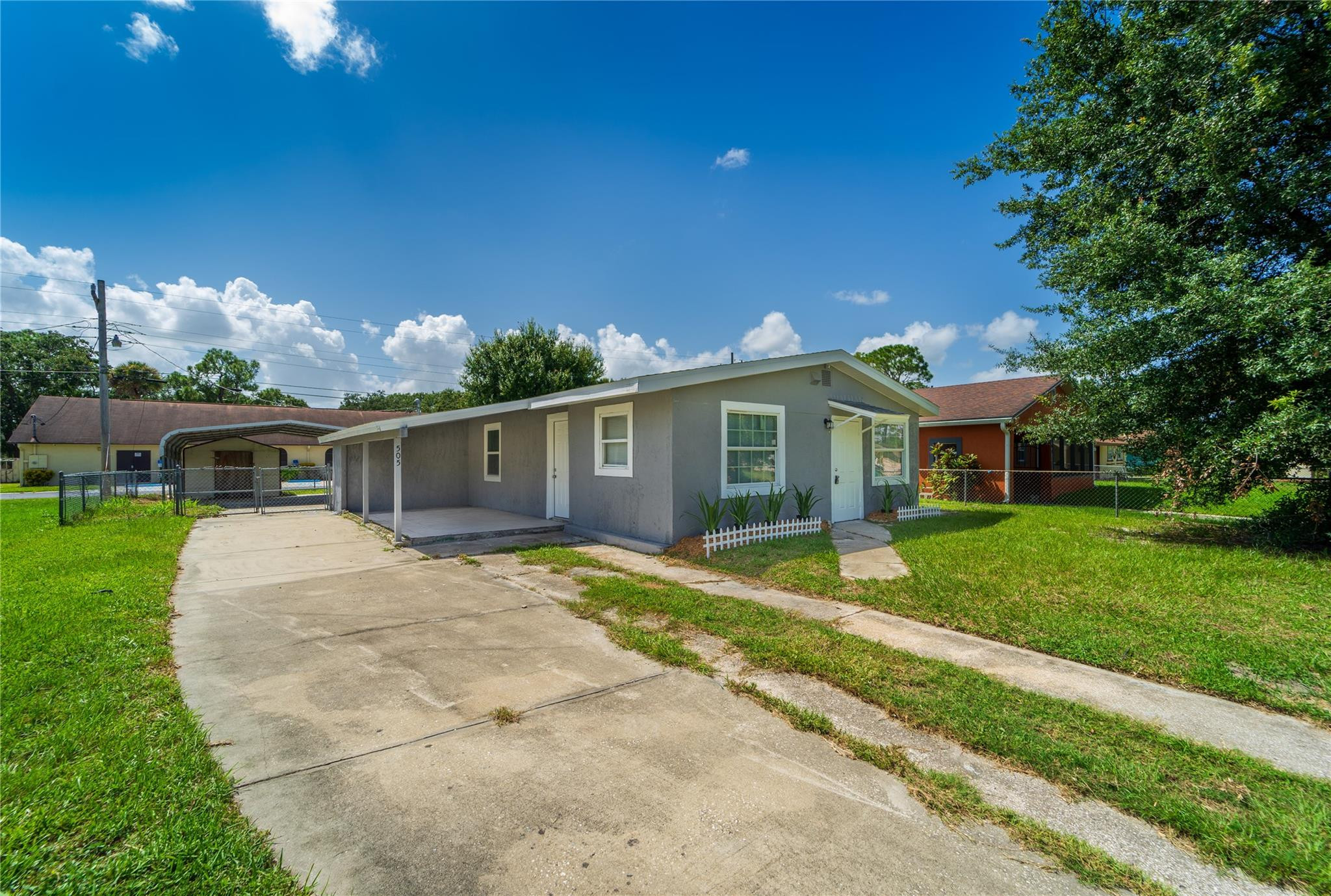 505 Lincoln Property Photo 3