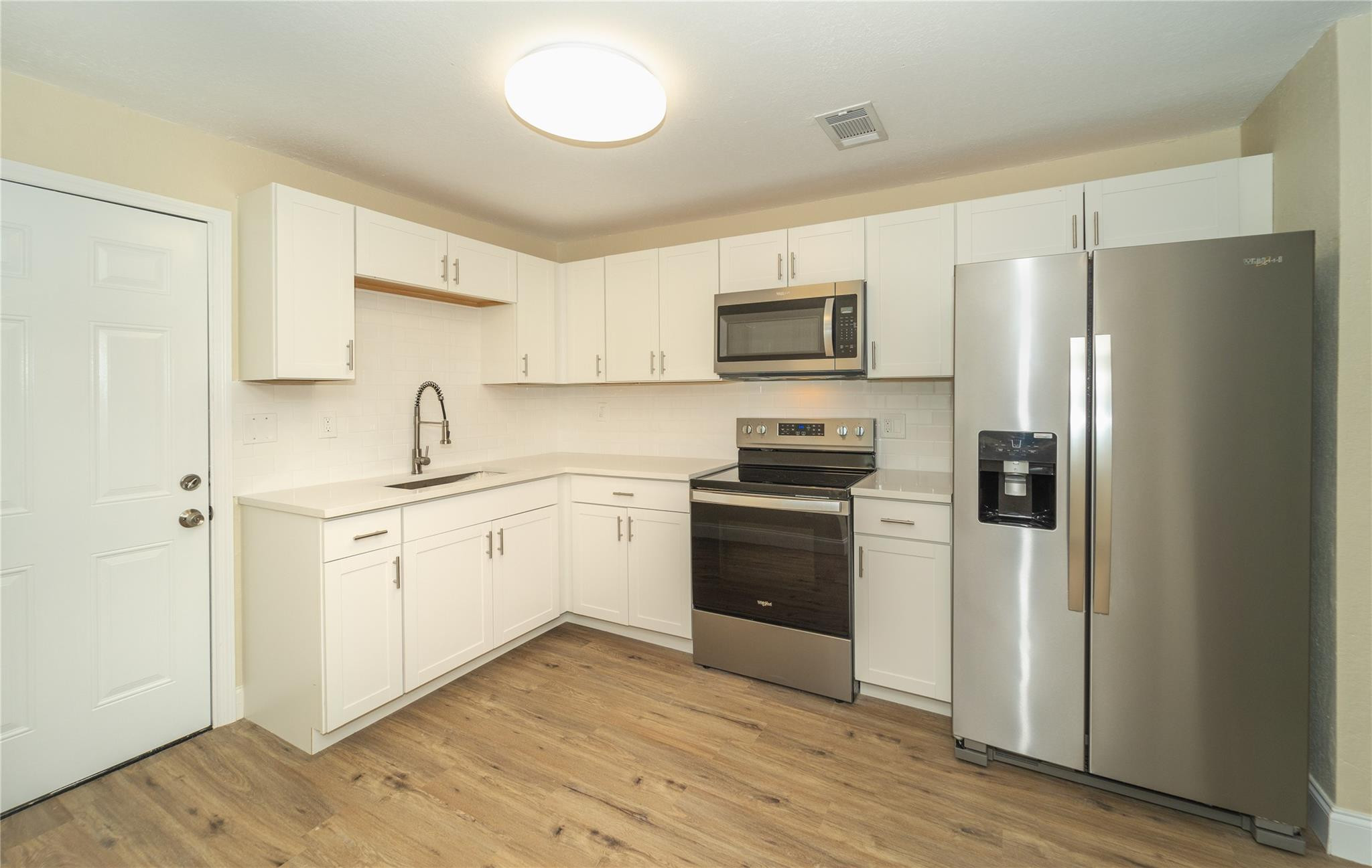 505 Lincoln Property Photo 11