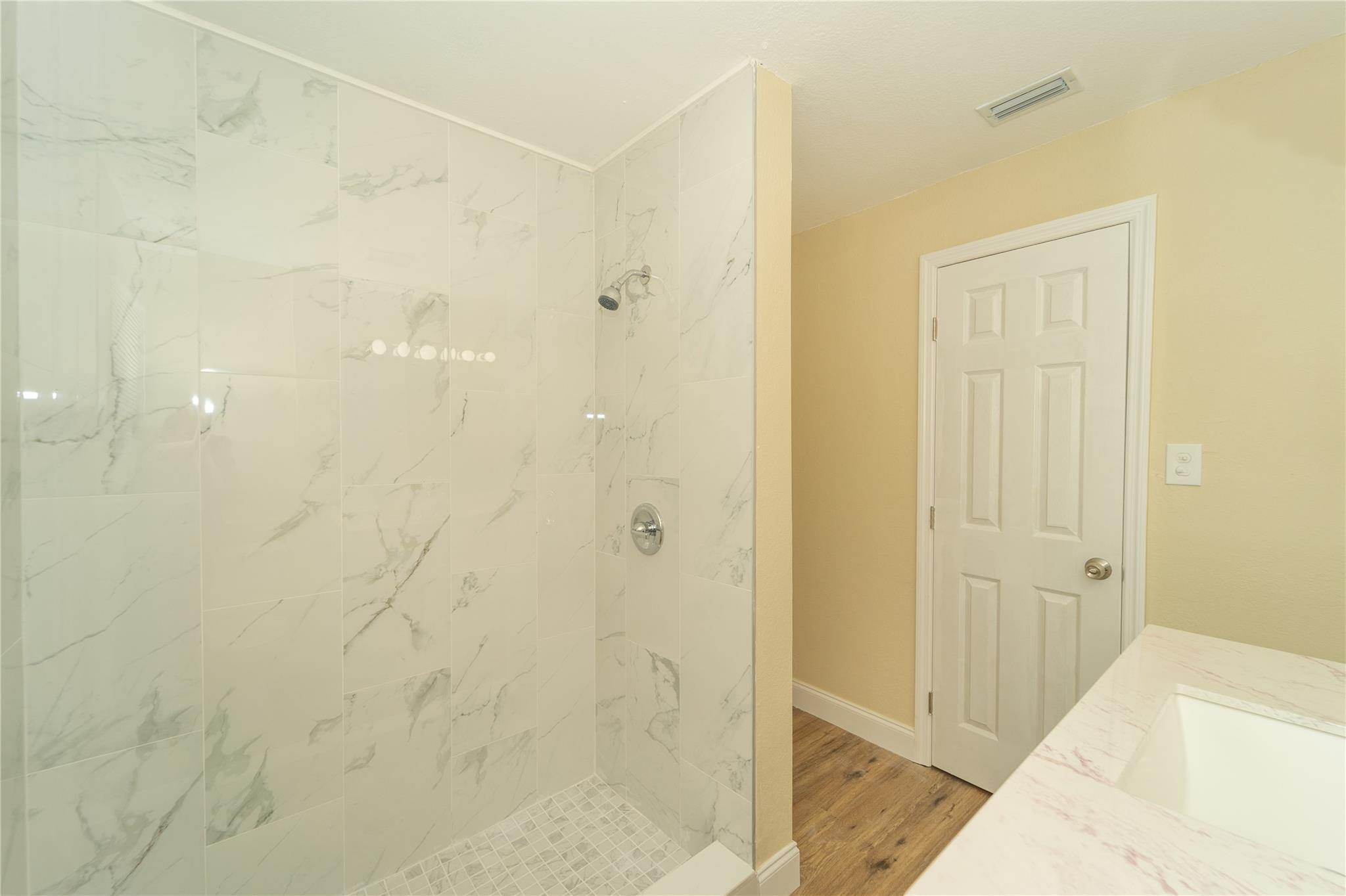 505 Lincoln Property Photo 22