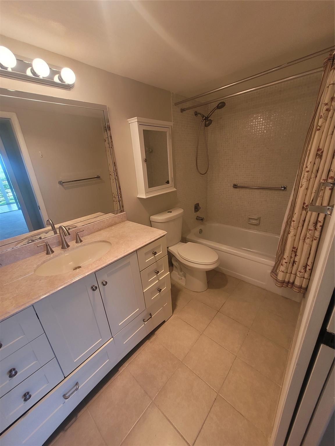 4003 Lincoln A 4003 Property Photo 15
