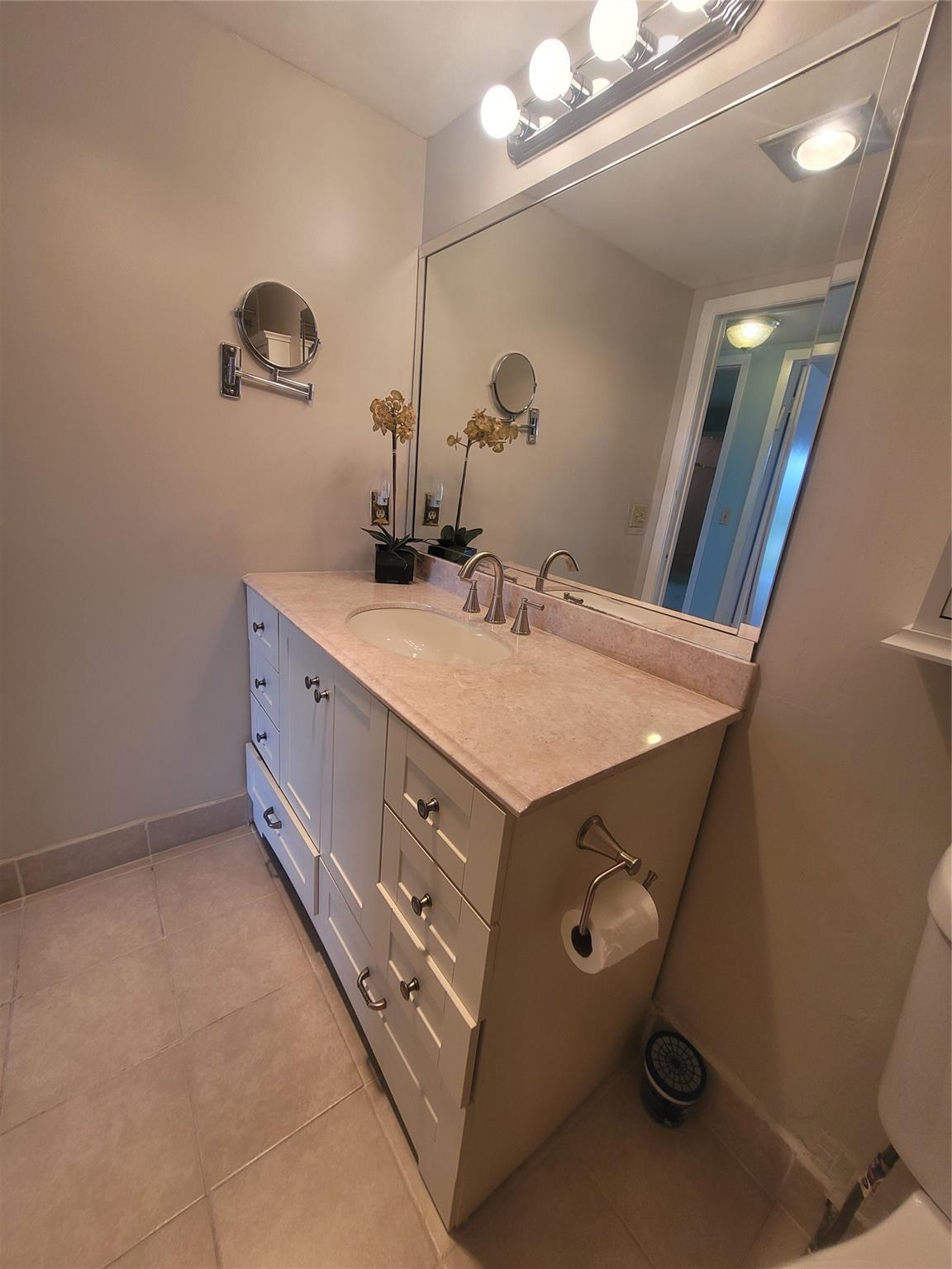 4003 Lincoln A 4003 Property Photo 16