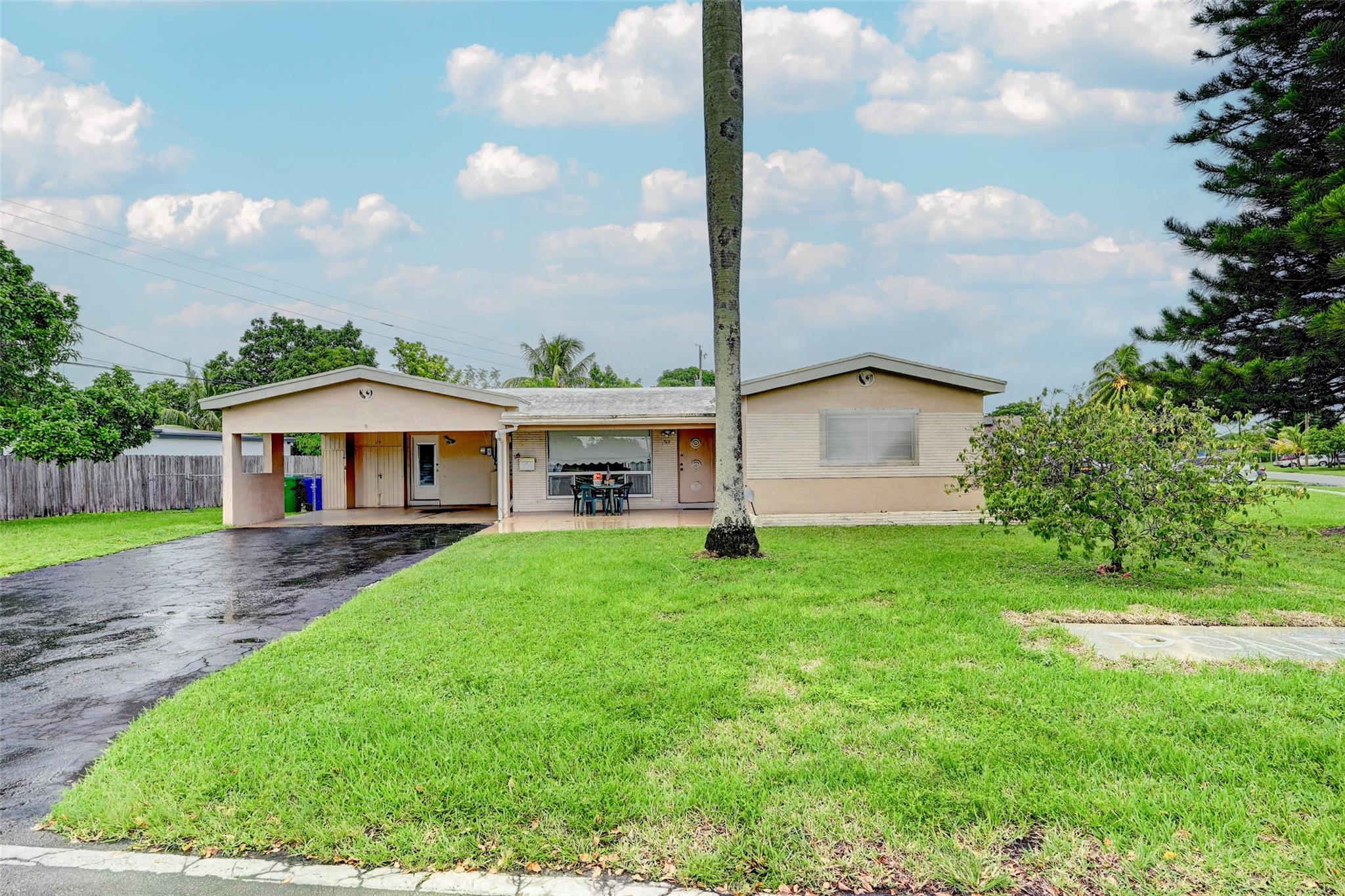 7111 Miramar Blvd Property Photo 1