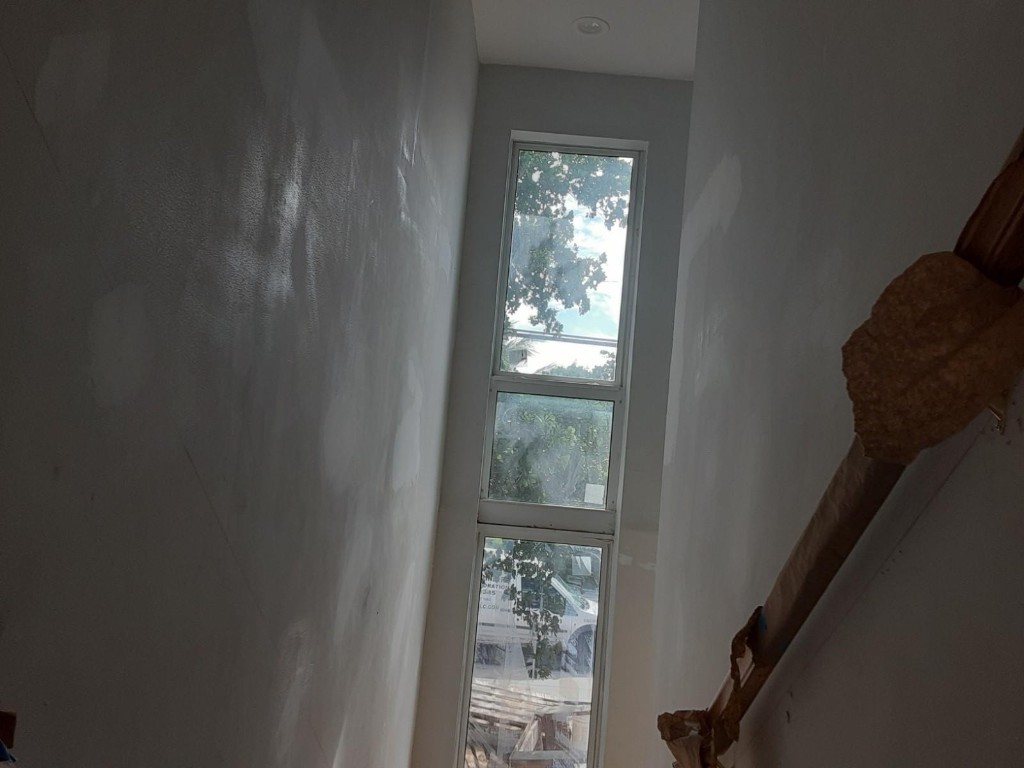 799 Ne 34th Court Property Photo 5