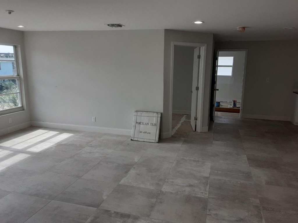 799 Ne 34th Court Property Photo 11