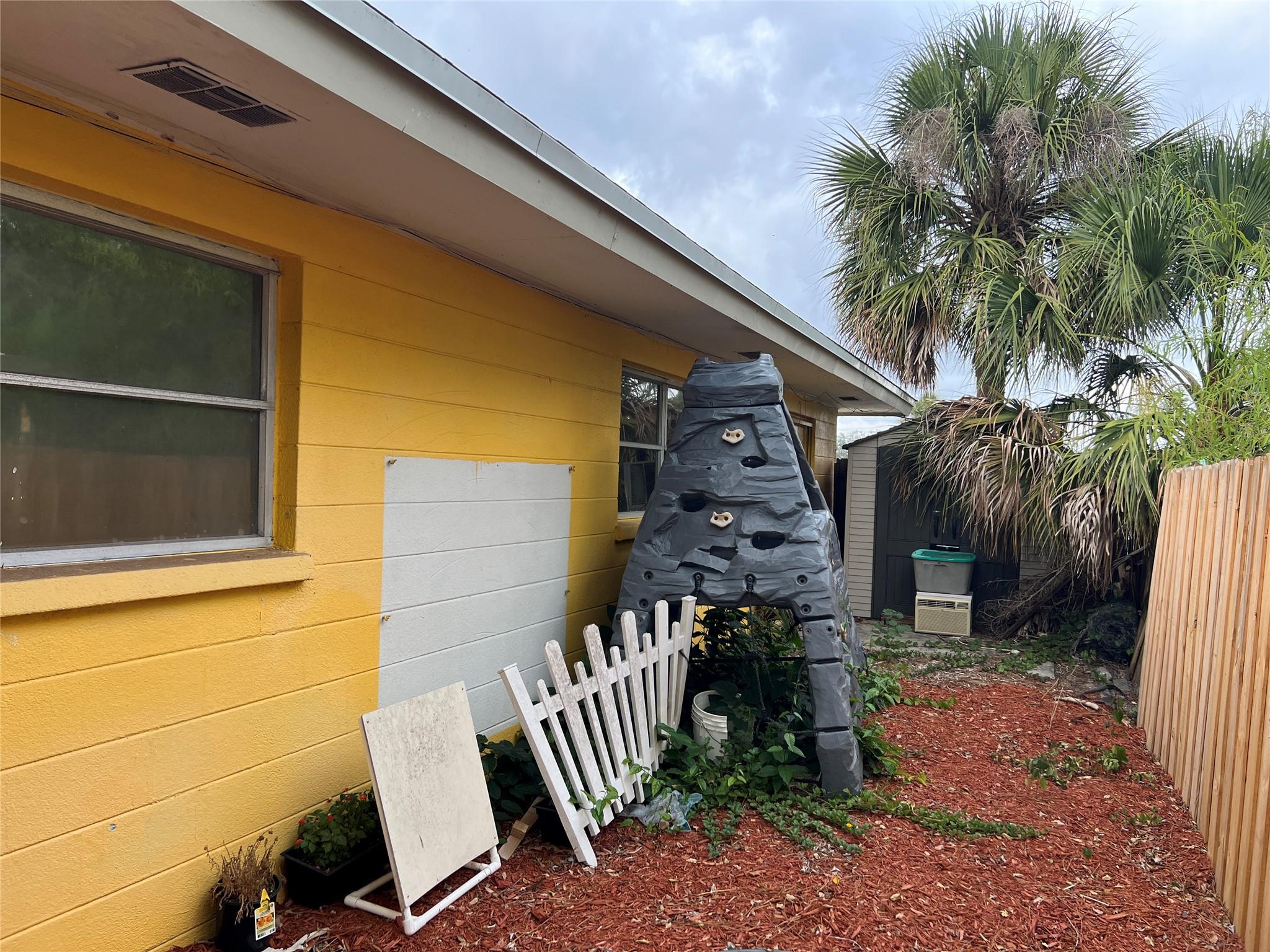 1602 Banyan Dr Property Photo 11