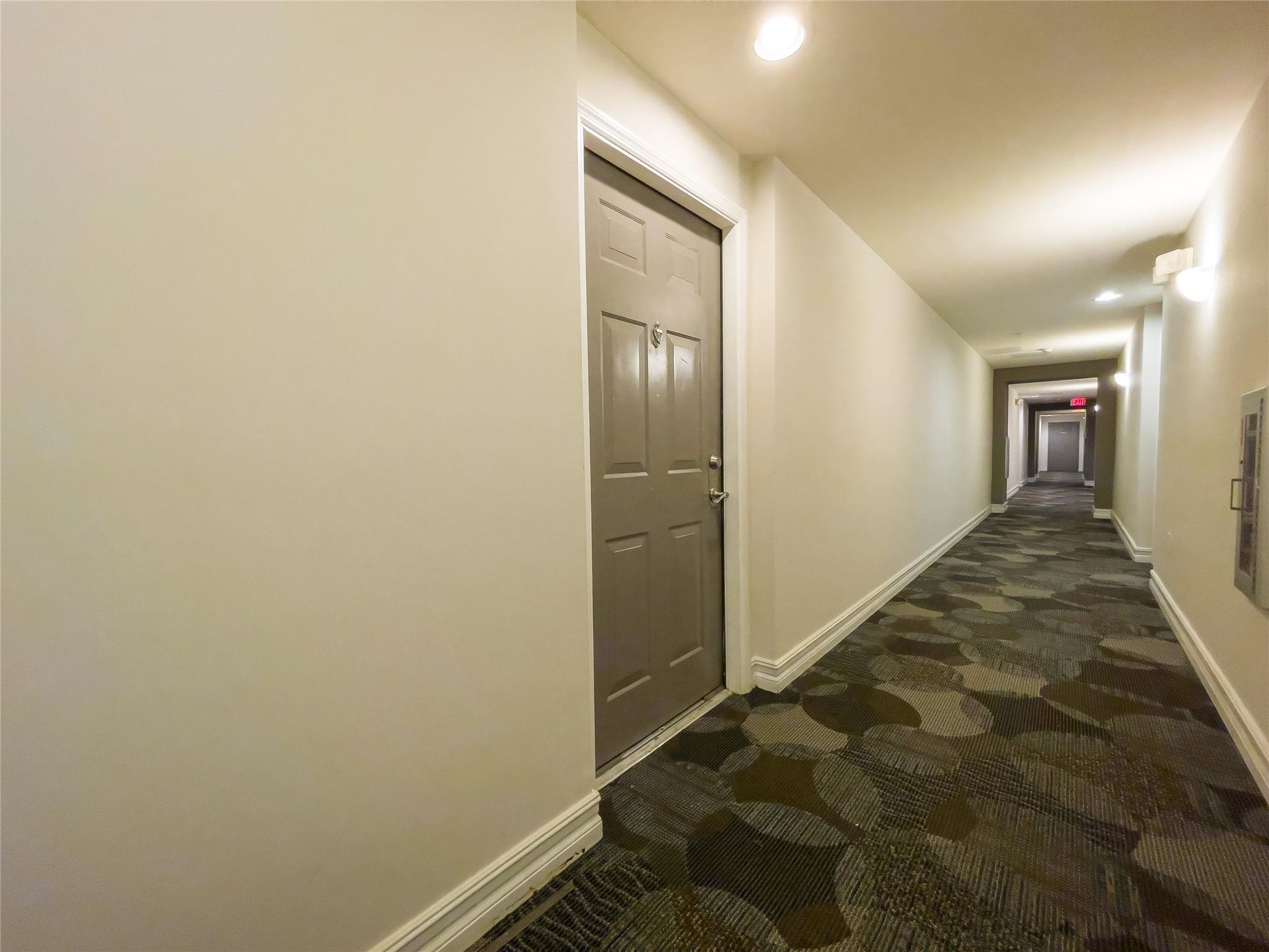 1900 Van Buren St 118b Property Photo 27