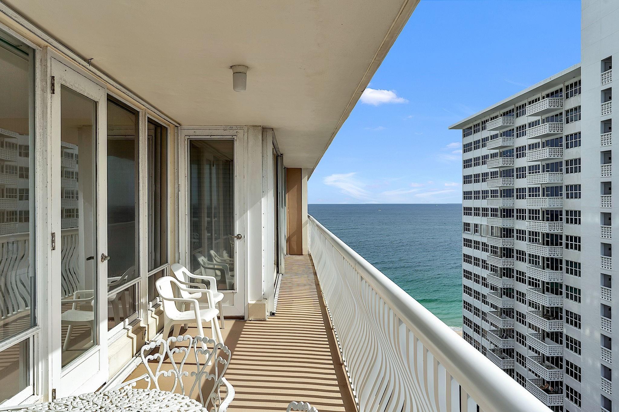 4020 Galt Ocean Dr 1102 Property Photo 6