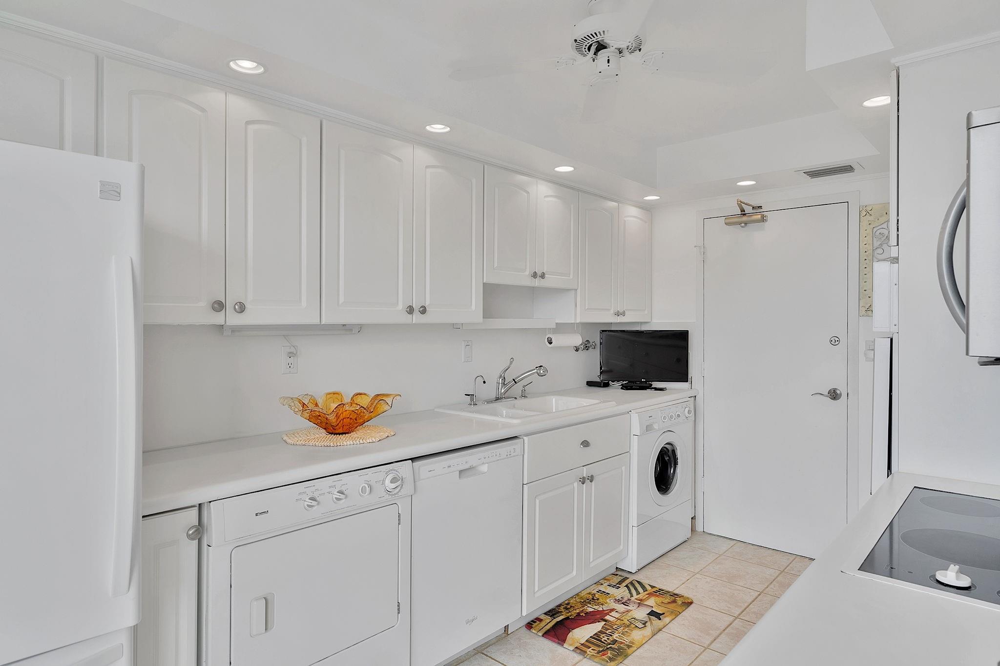 4020 Galt Ocean Dr 1102 Property Photo 17
