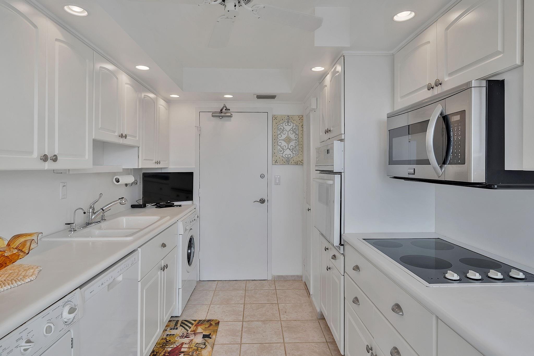 4020 Galt Ocean Dr 1102 Property Photo 19