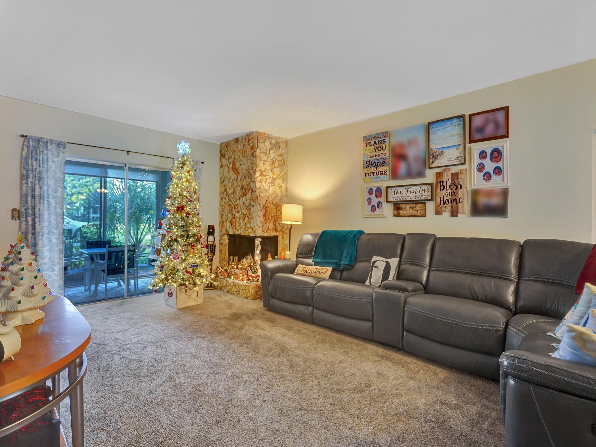 3135 N Palm Aire Dr 3135 Property Photo 18