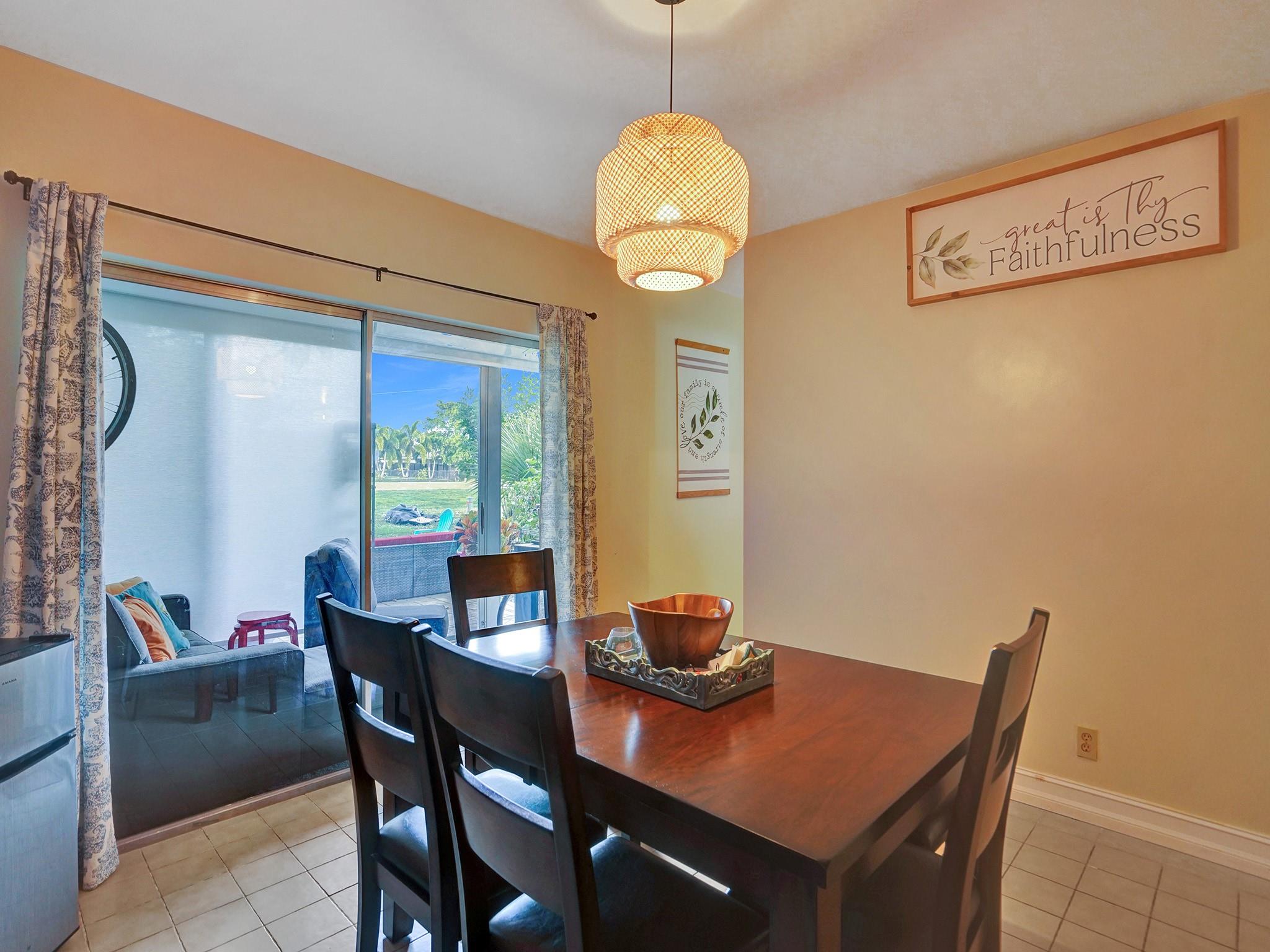 3135 N Palm Aire Dr 3135 Property Photo 23
