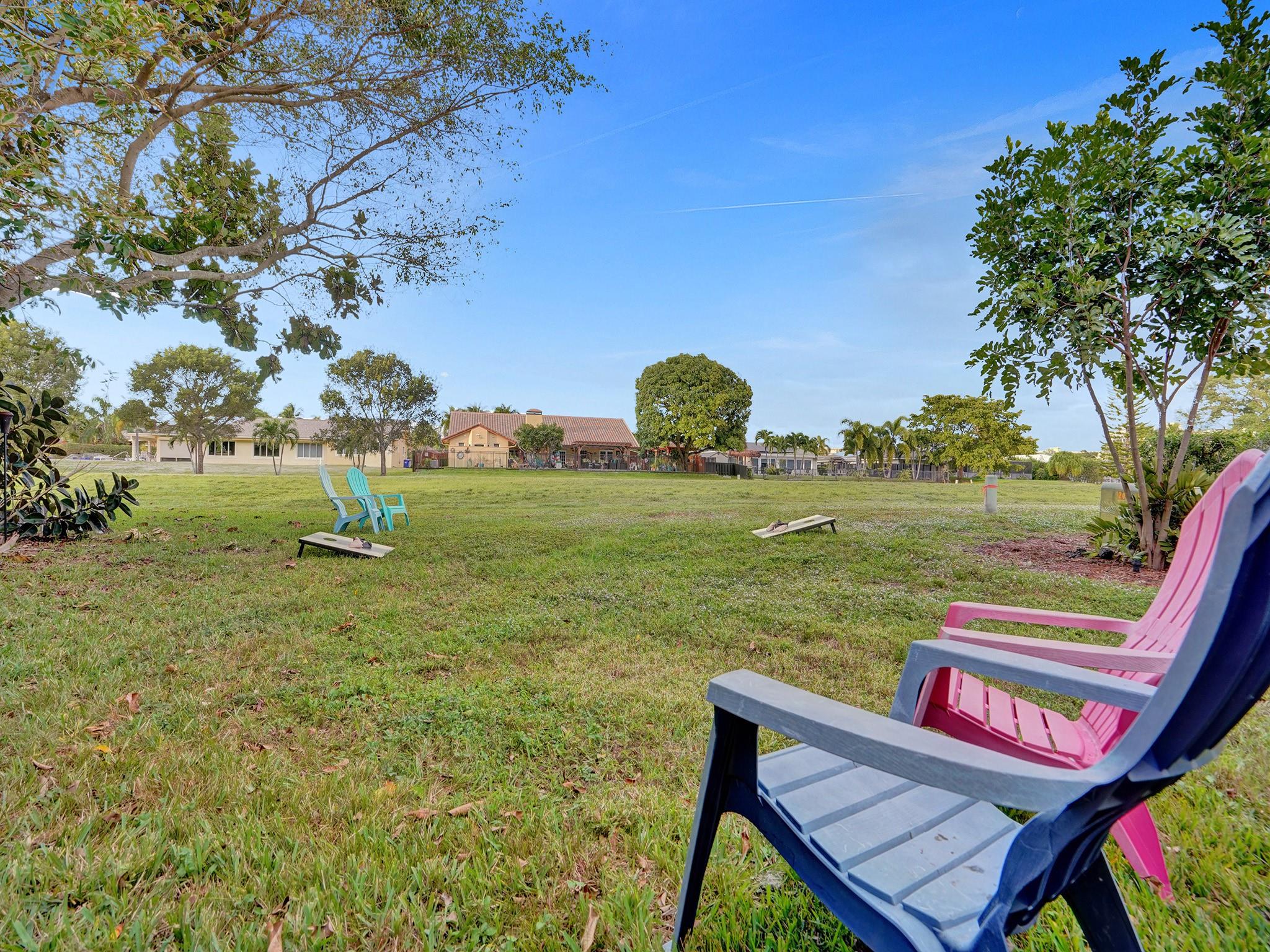 3135 N Palm Aire Dr 3135 Property Photo 69