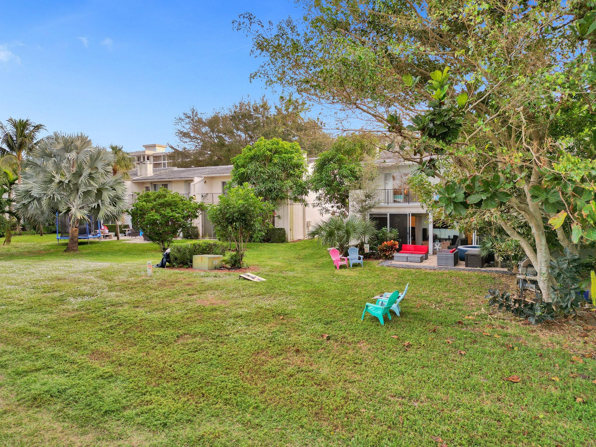3135 N Palm Aire Dr 3135 Property Photo 75