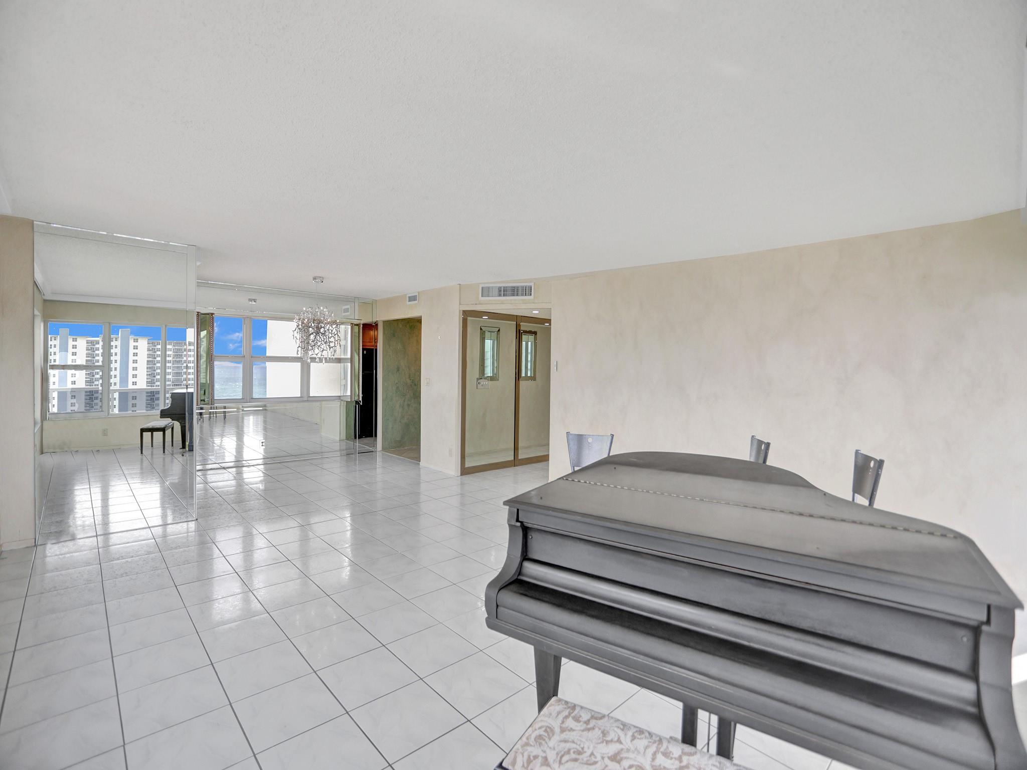 3700 Galt Ocean Dr 1215 Property Photo 13