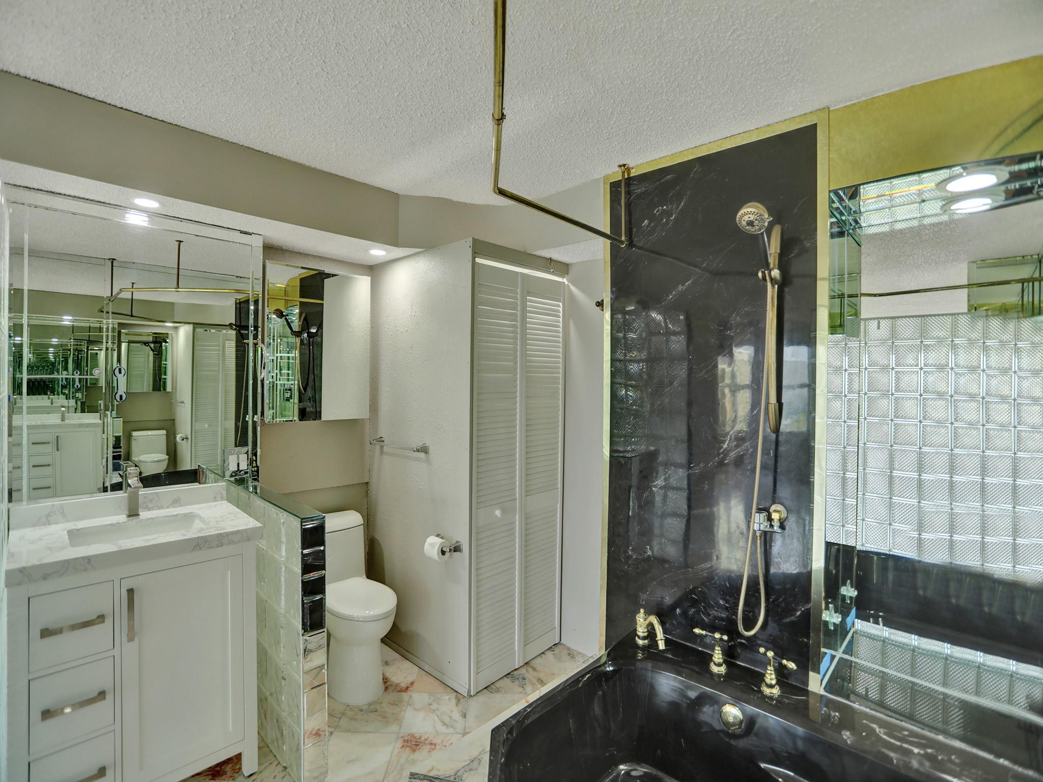 3700 Galt Ocean Dr 1215 Property Photo 23