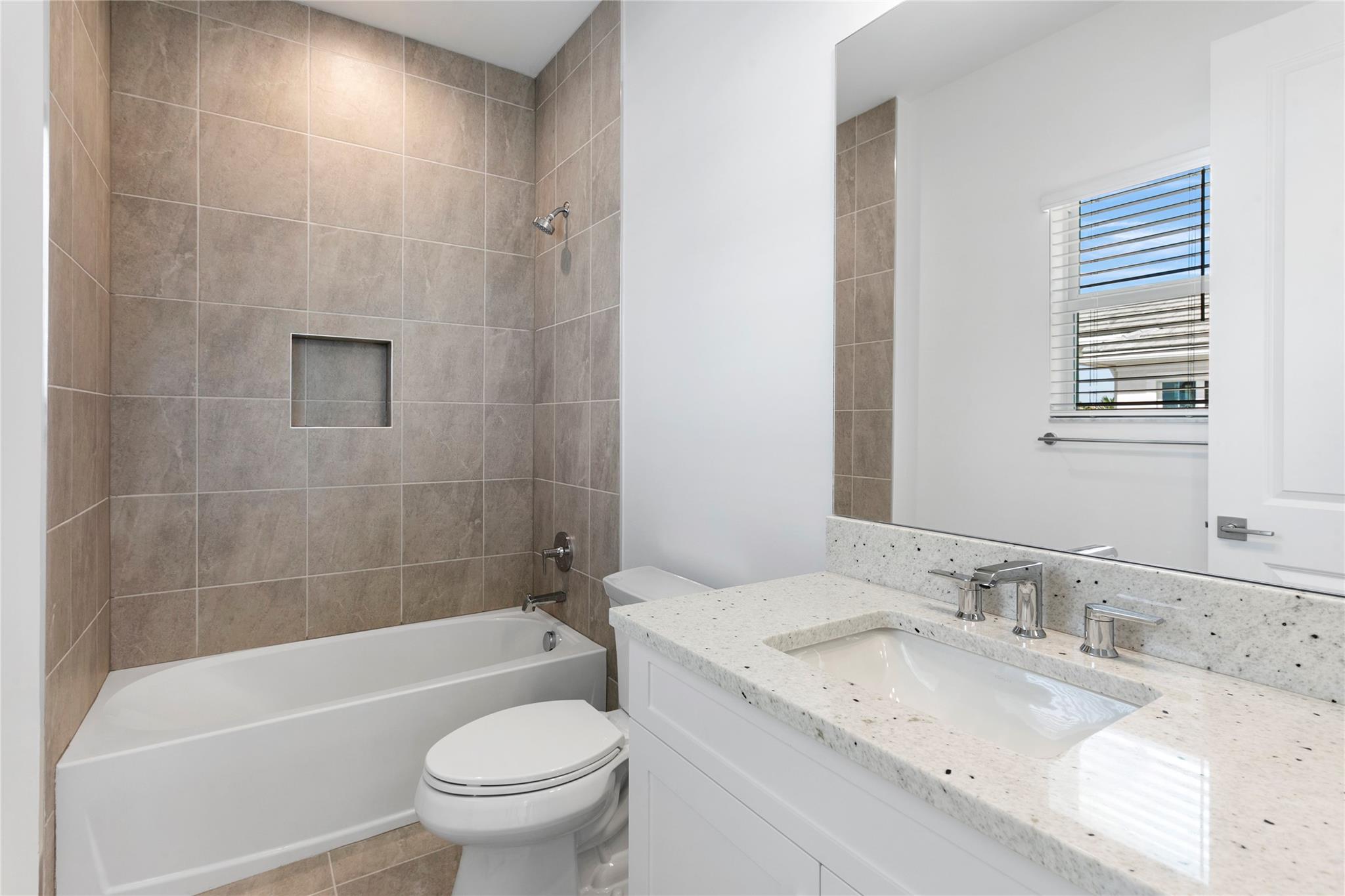 9224 Crestview Cir Property Photo 29