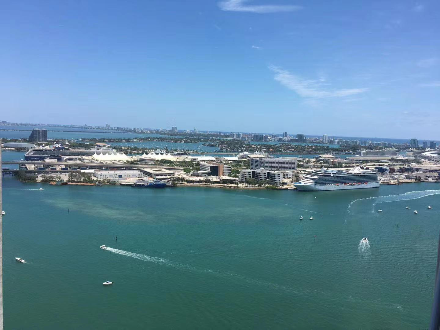 335 S Biscayne Boulevard 4004 Property Photo 1