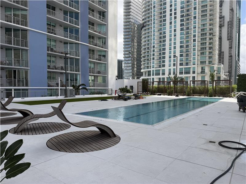 335 S Biscayne Boulevard 4004 Property Photo 4
