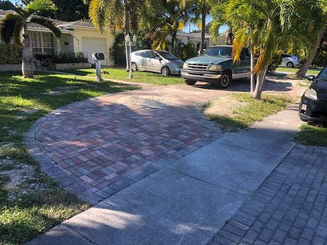 1660 Ne 174th Street Property Photo 2