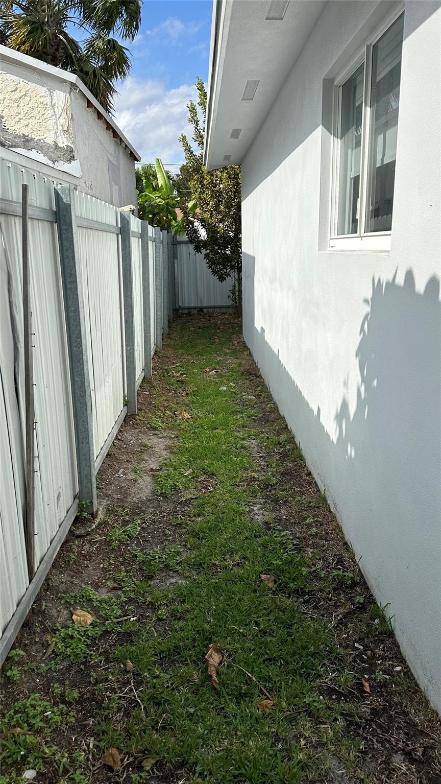 2600 Nw 11 Ave 2 Property Photo 19
