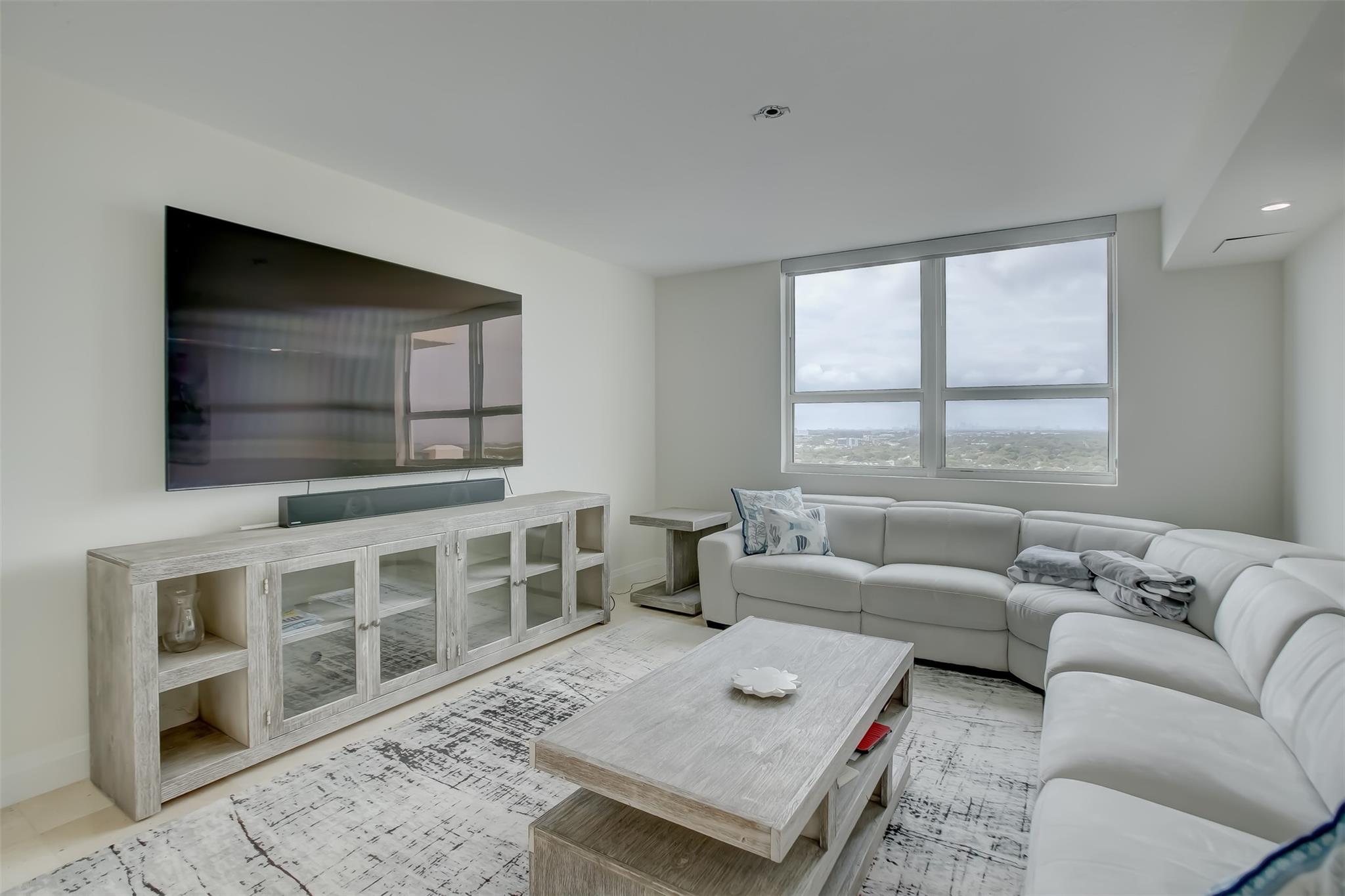 600 W Las Olas Blvd 1905-s Property Photo 26