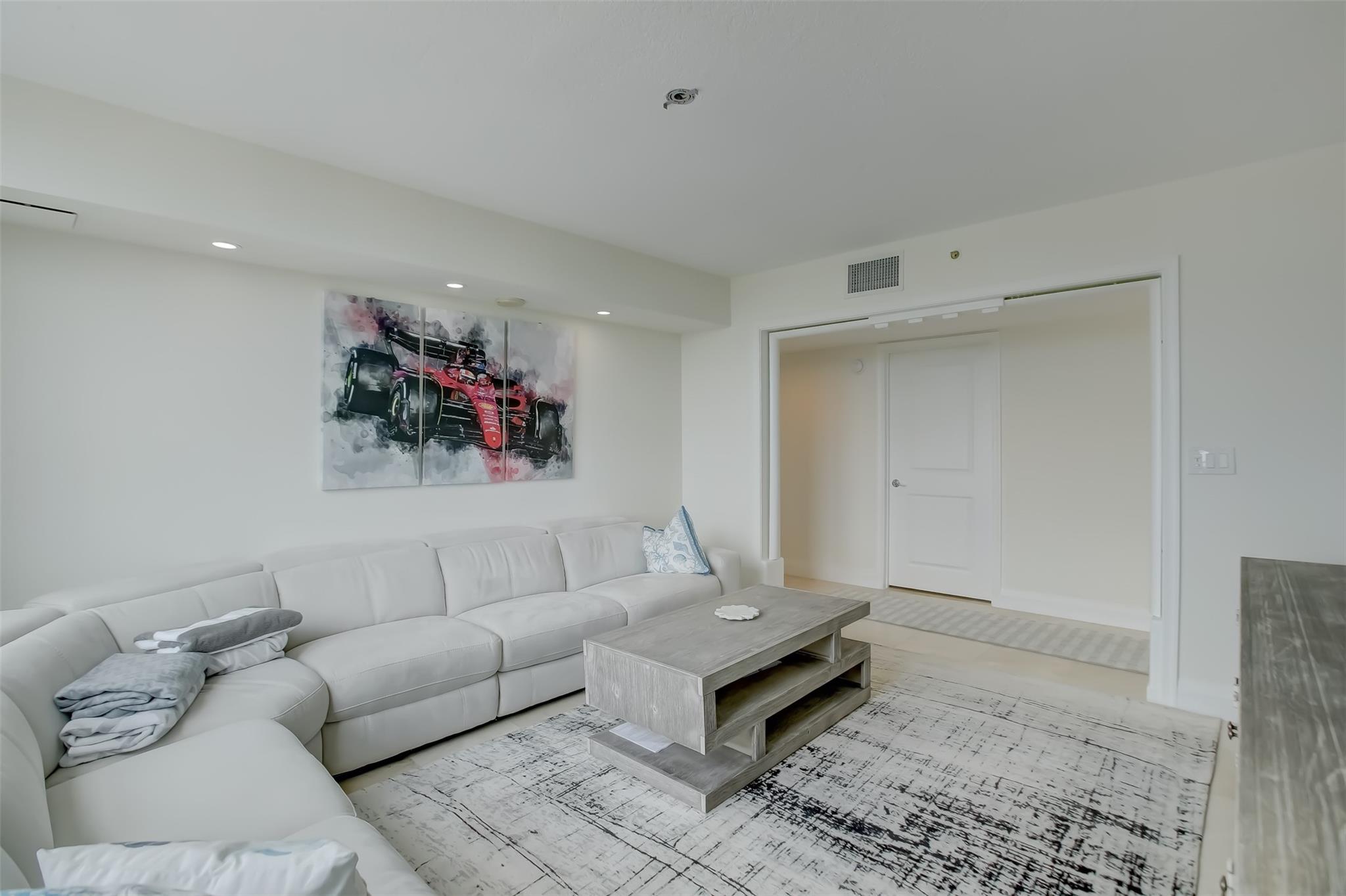 600 W Las Olas Blvd 1905-s Property Photo 28