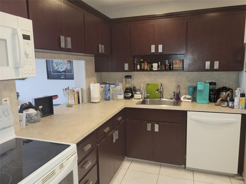 F10436539 Property Photo 1