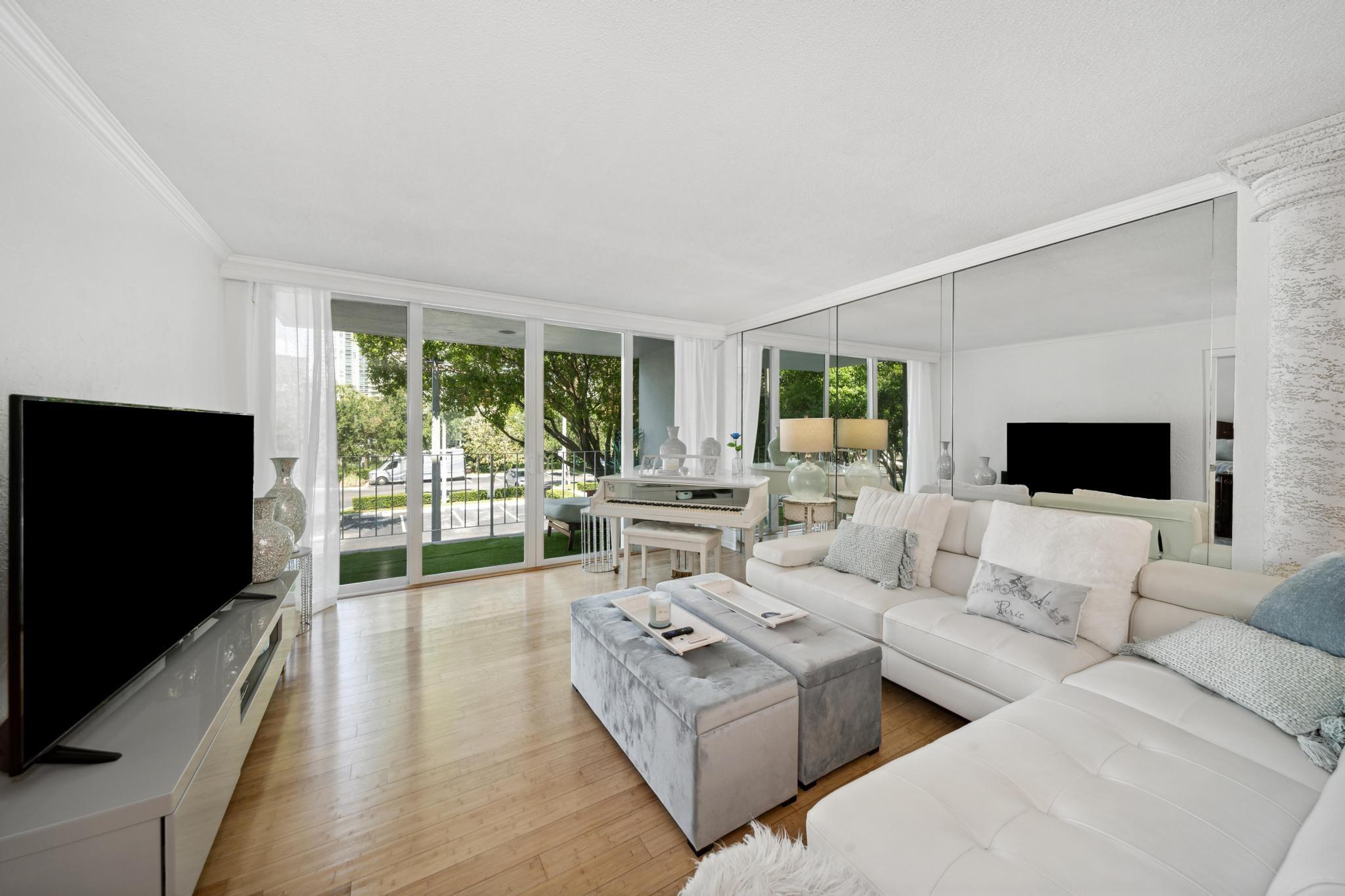 800 Se 4th St 104 Property Photo 7