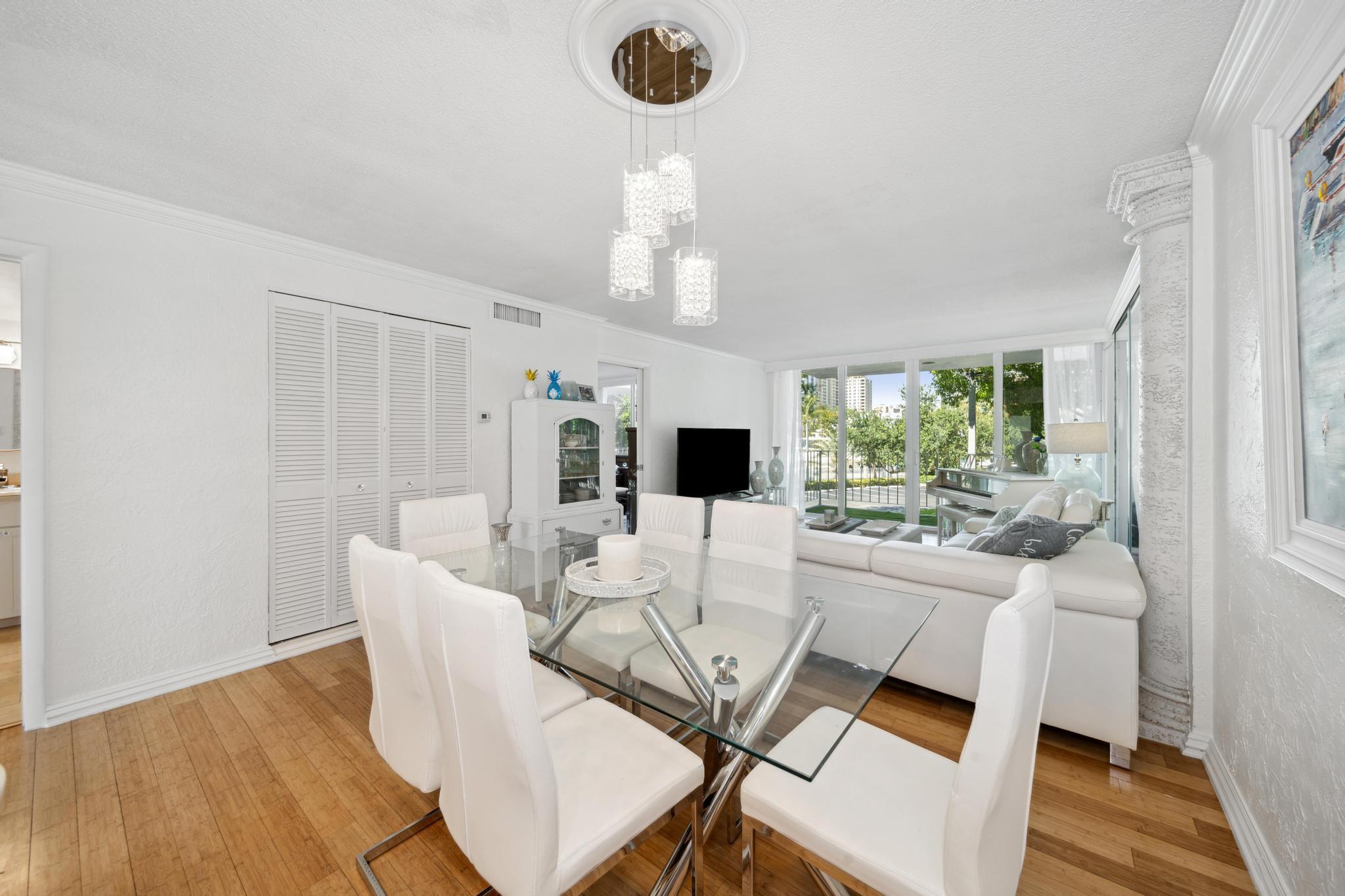 800 Se 4th St 104 Property Photo 11