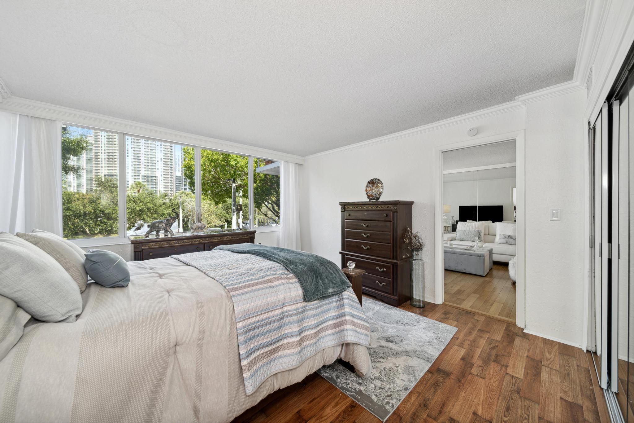 800 Se 4th St 104 Property Photo 24