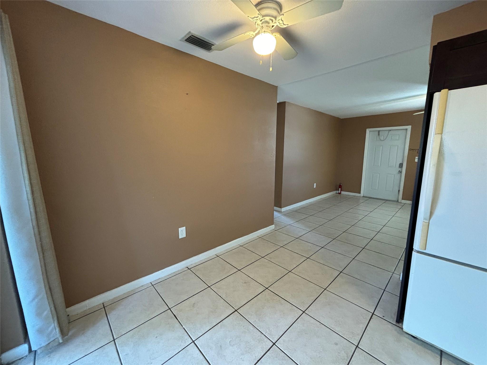 1416 N 59th Ter Property Photo 6