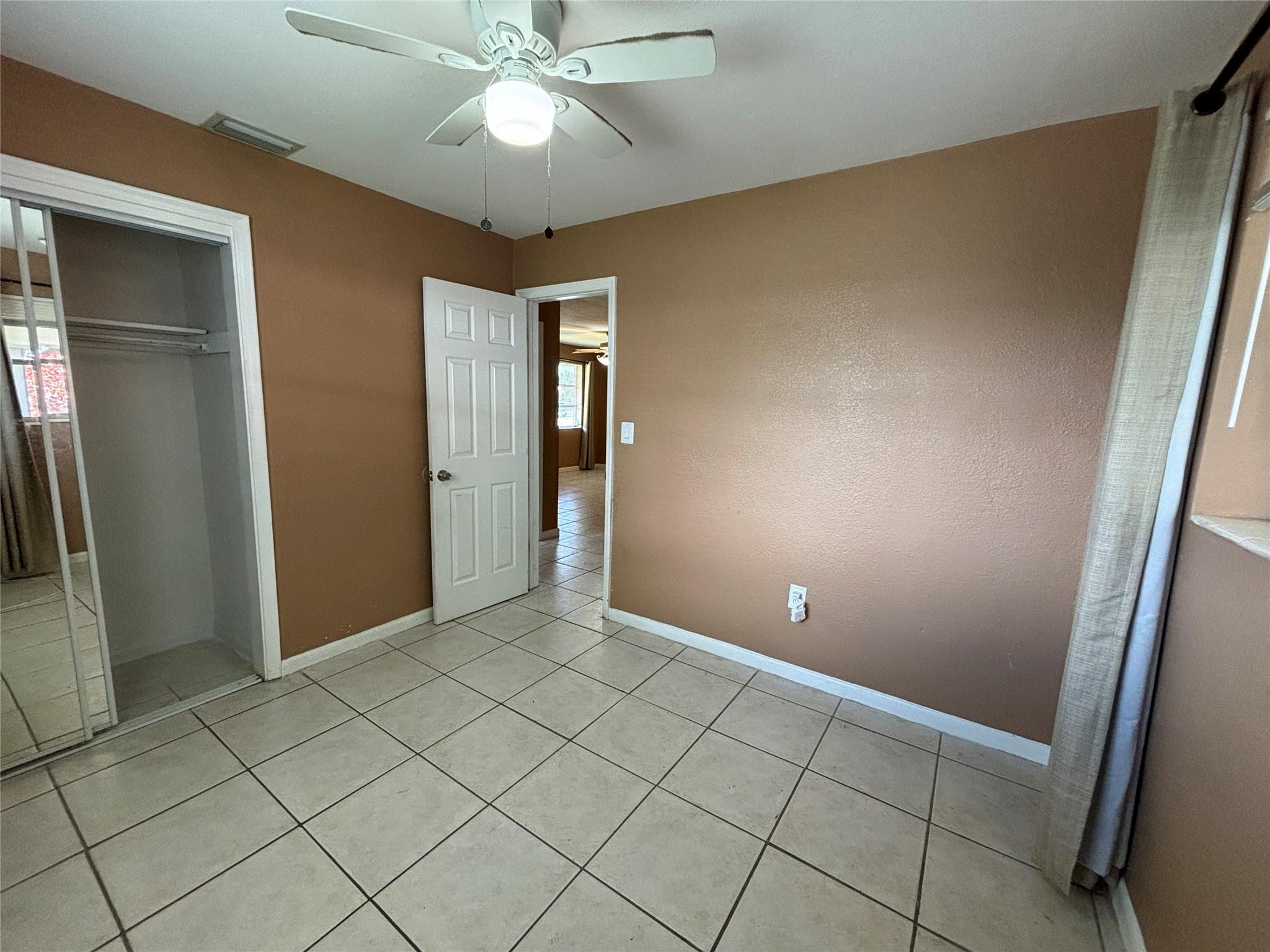 1416 N 59th Ter Property Photo 13