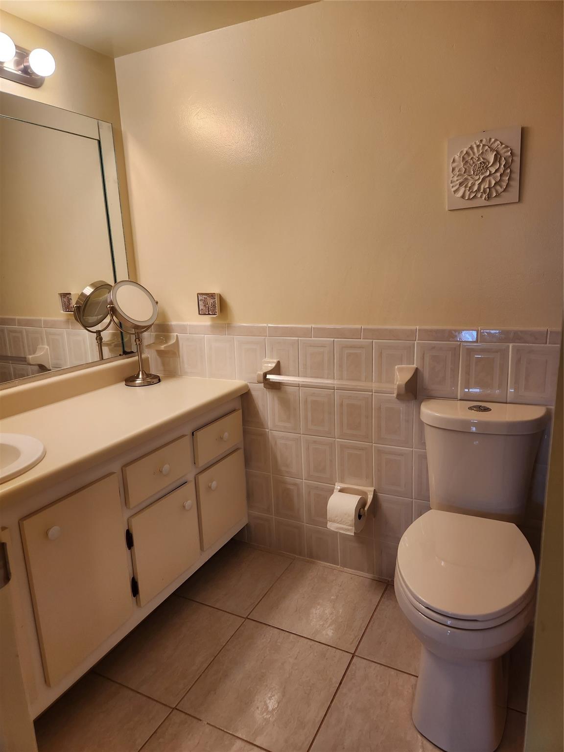4851 Nw 21st St 412 Property Photo 8