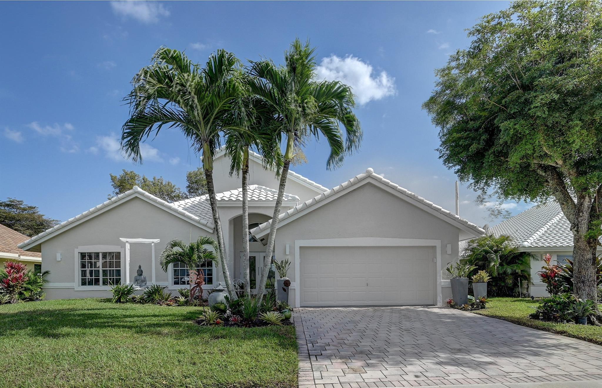 6014 Golf Villas Dr Property Photo 1