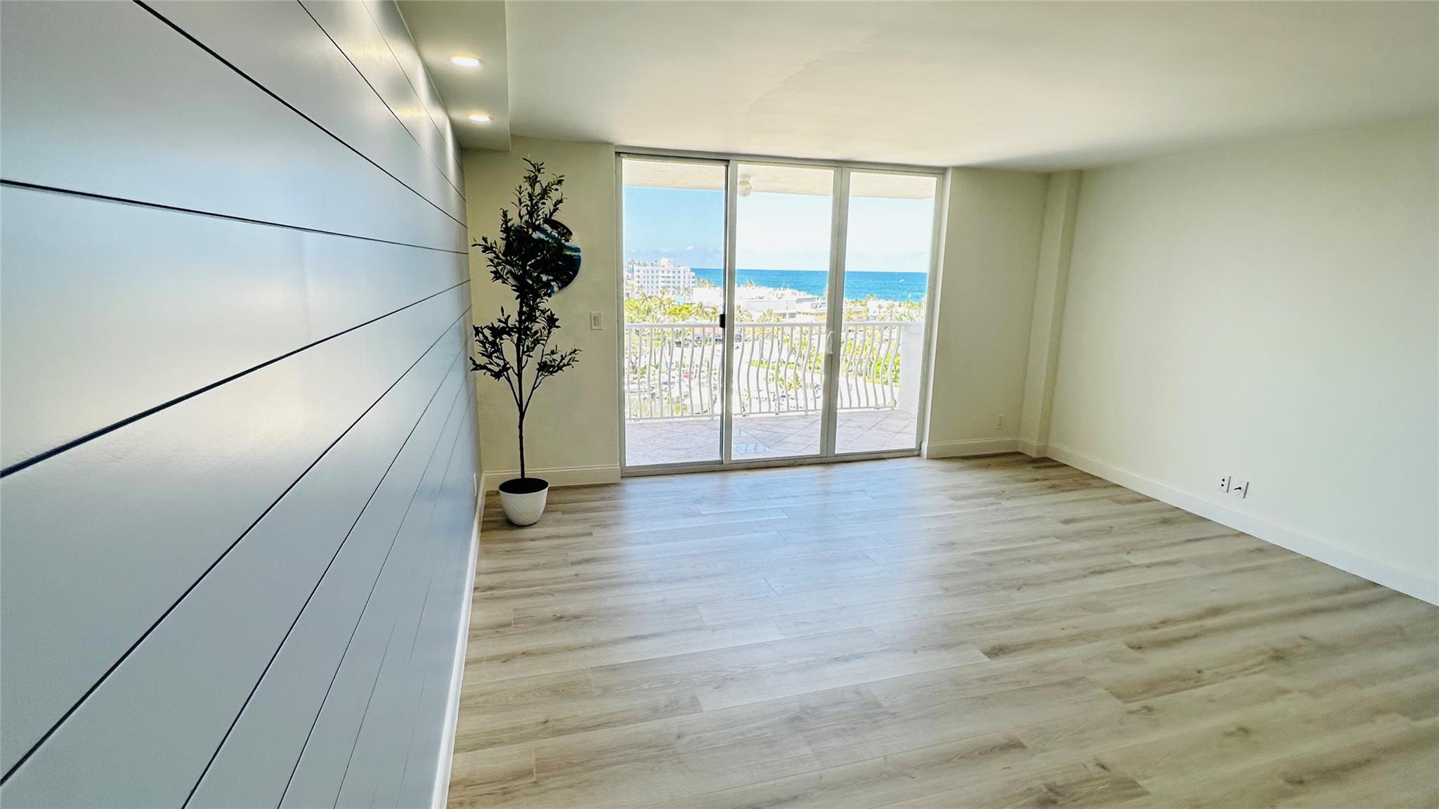 1 Las Olas Circle 815 Property Photo