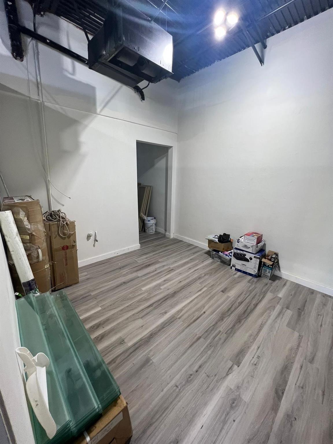 577 S Cypress Rd Property Photo 3