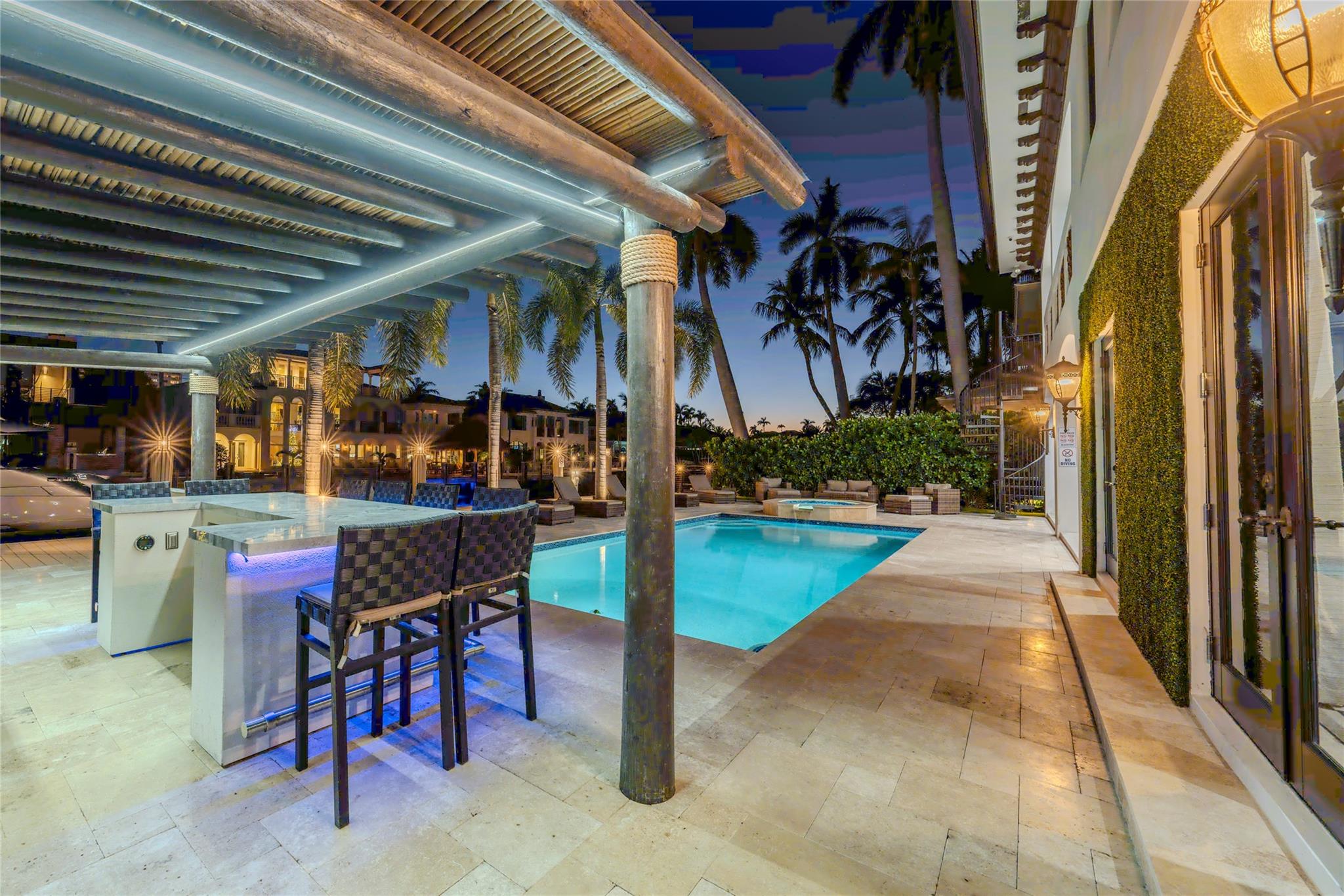2430 Castilla Isle Property Photo 6