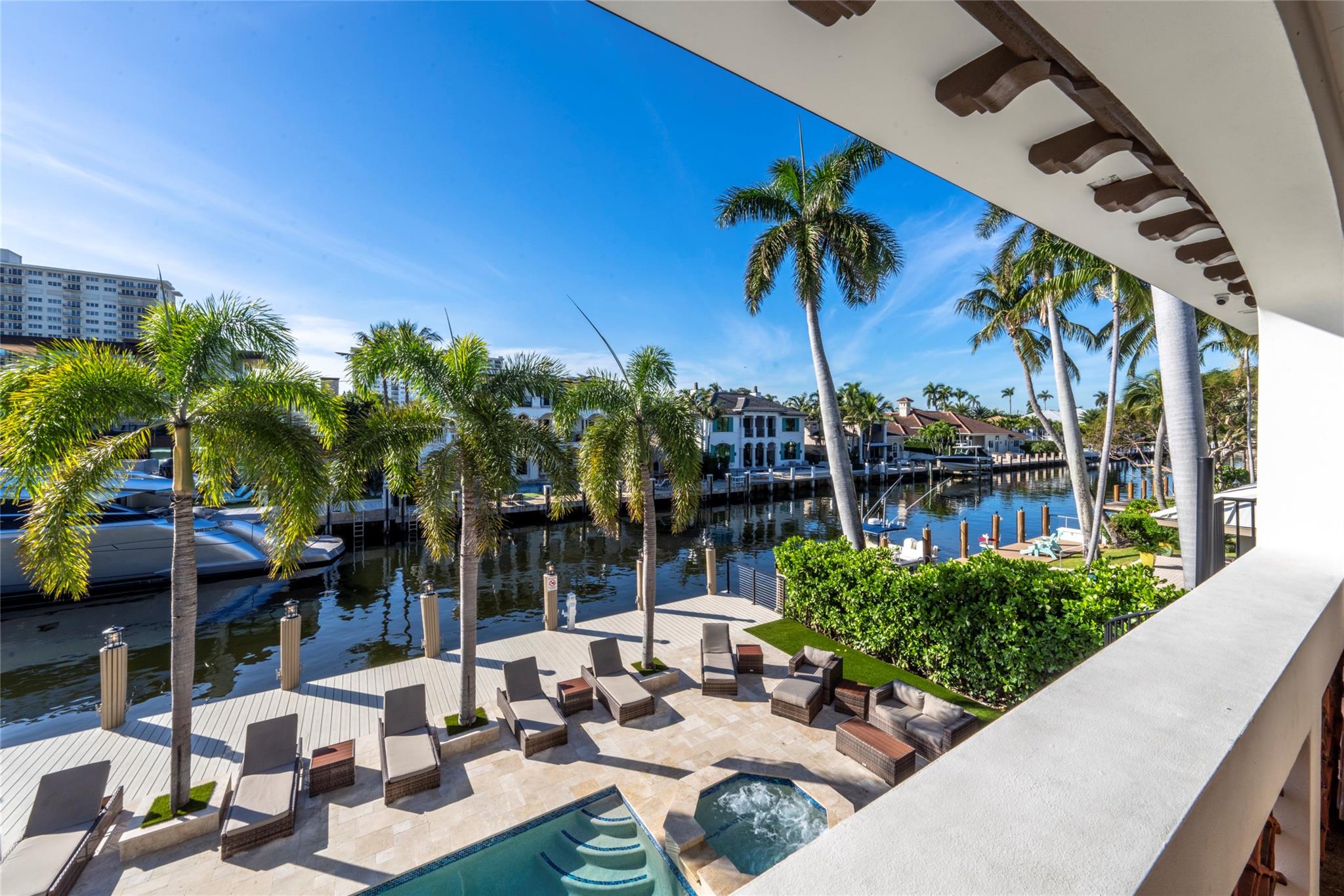 2430 Castilla Isle Property Photo 23