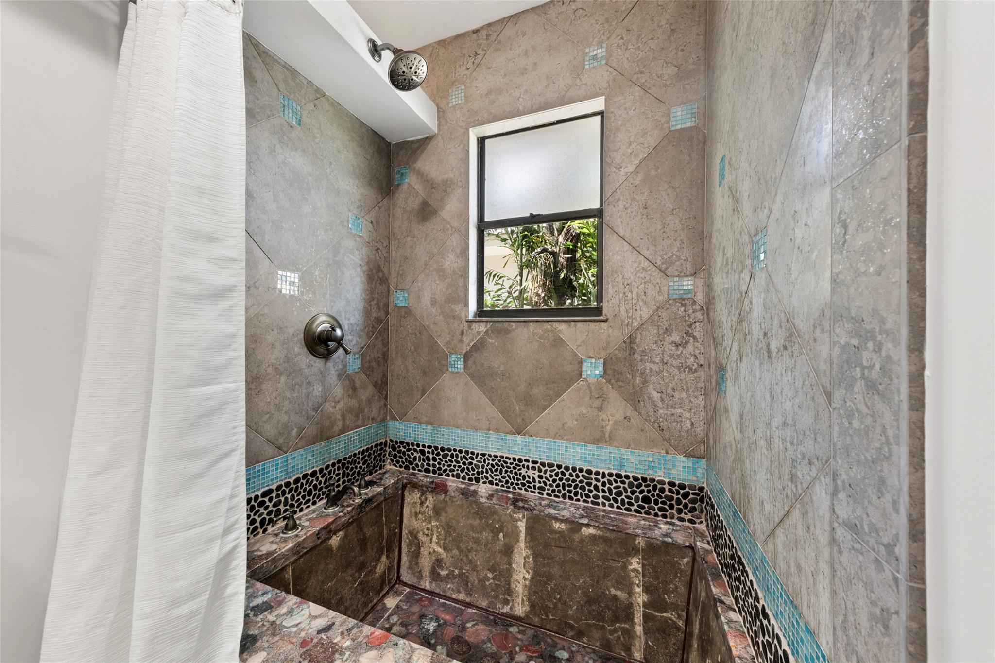 2430 Castilla Isle Property Photo 33