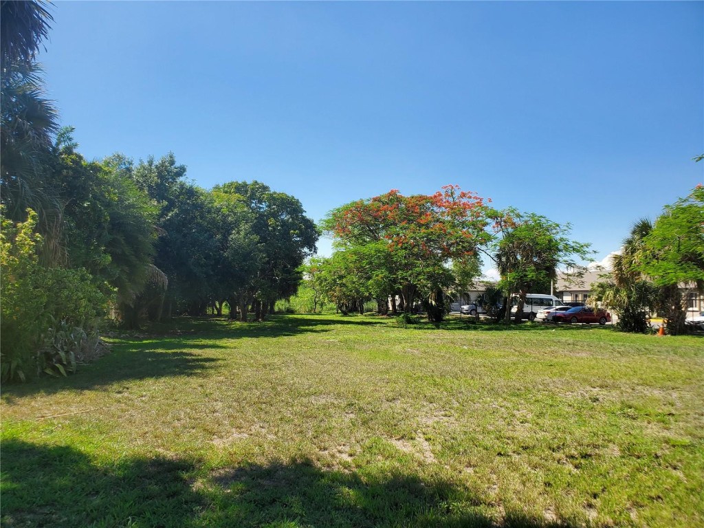 1697 E Main Street Property Photo 11