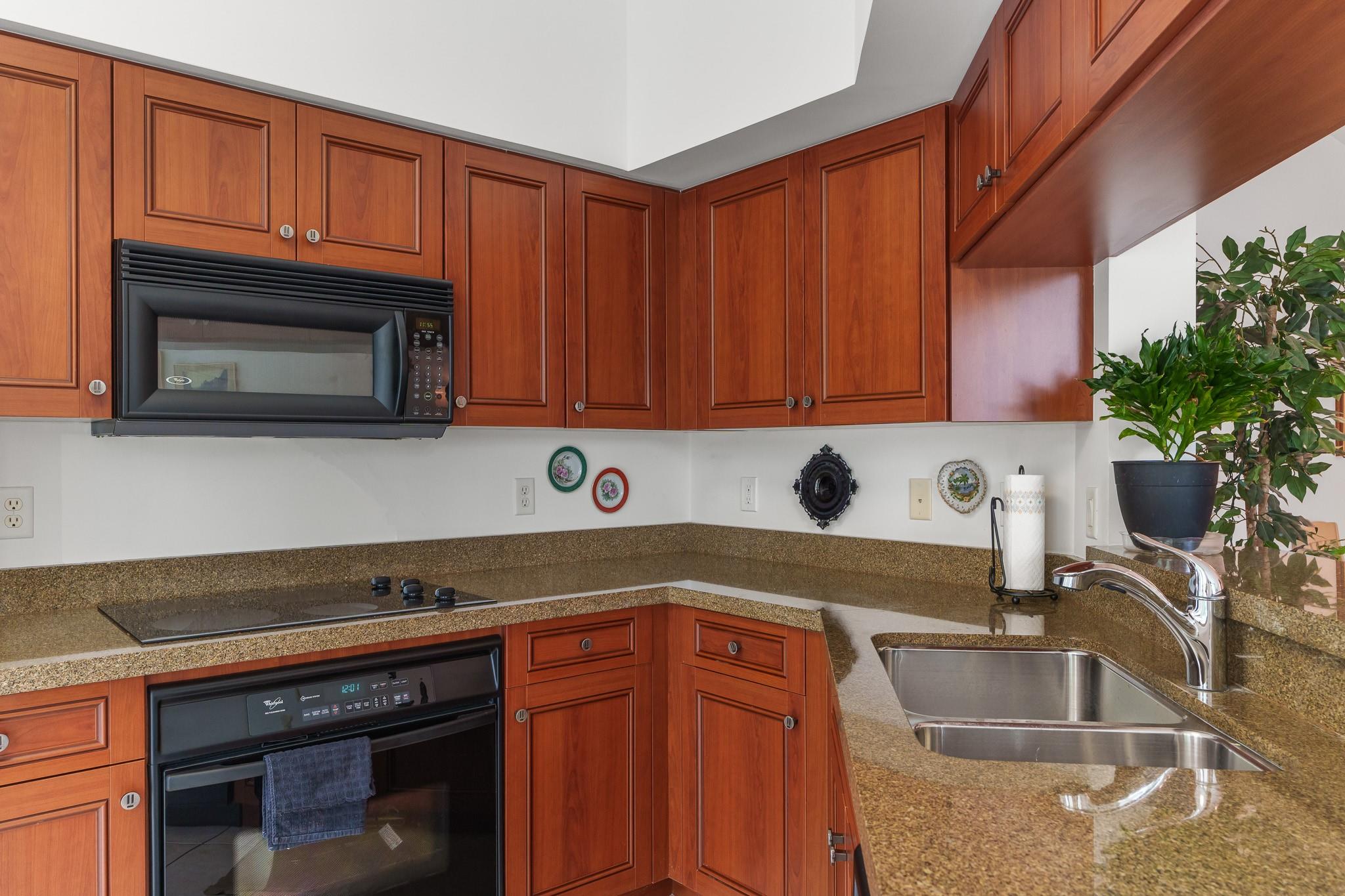 347 N New River Dr E 304 Property Photo 5