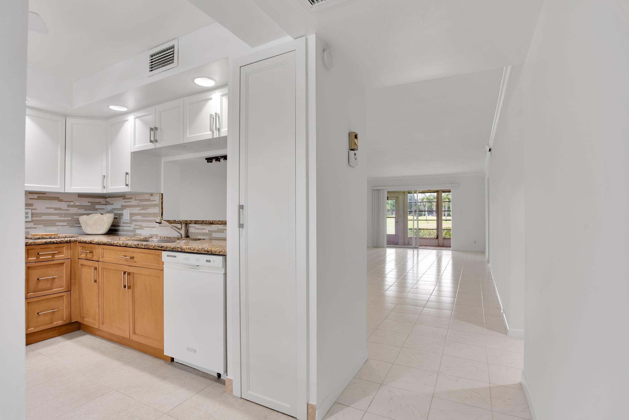3303 Aruba Way M1 Property Photo 5